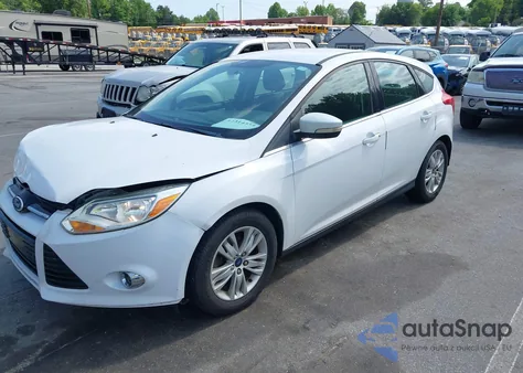 2012 Ford Focus Sel z USA, uszkodzony, nr VIN 1FAHP3M28CL317495